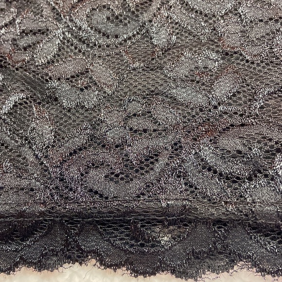 Emmdee Black Bandeau Bralette Lace/Lined Preowned - Picture 5 of 6